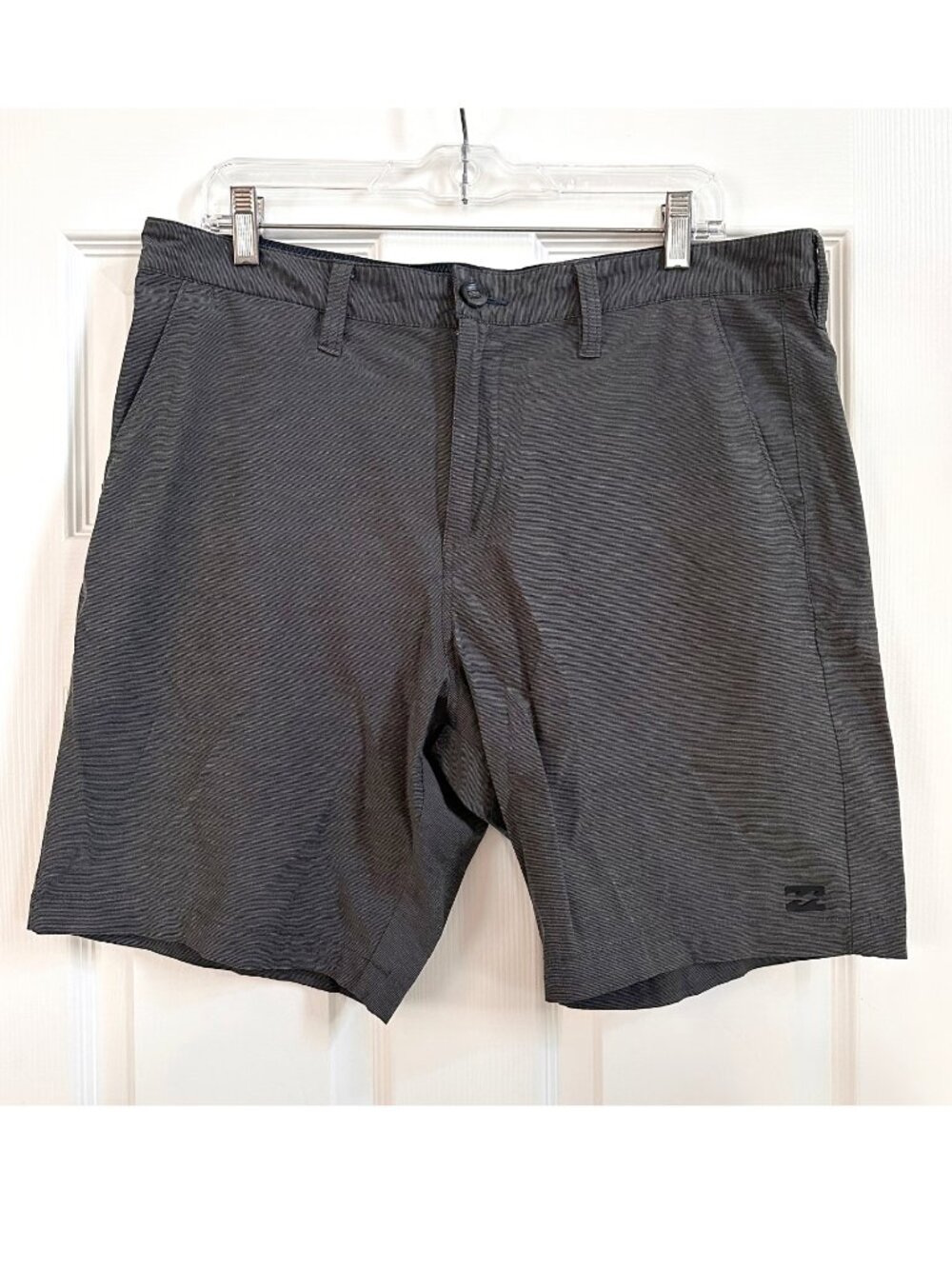 Billabong Men's Crossover Submersible 19" Shorts - SIZE 36 - Black/Gray